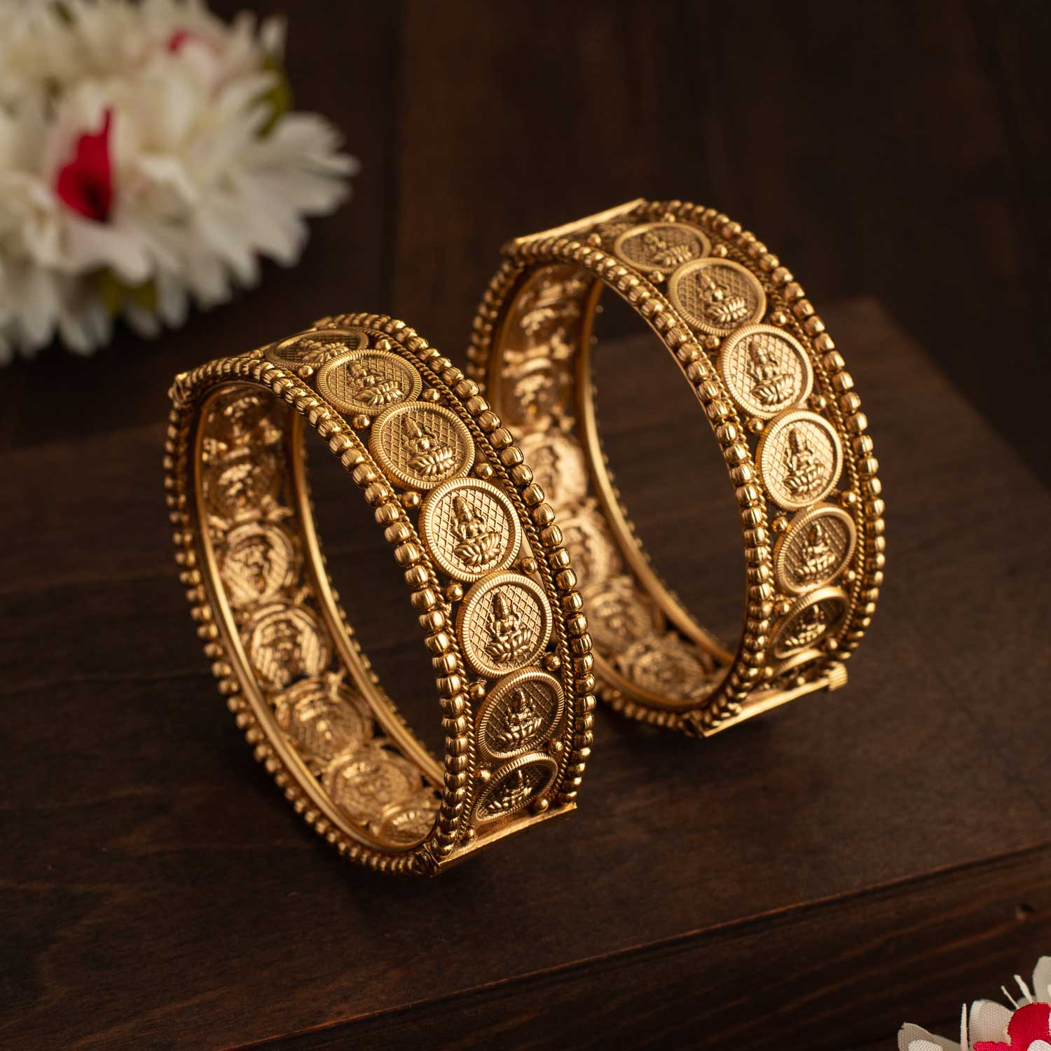 Bold Lakshmi Coin
