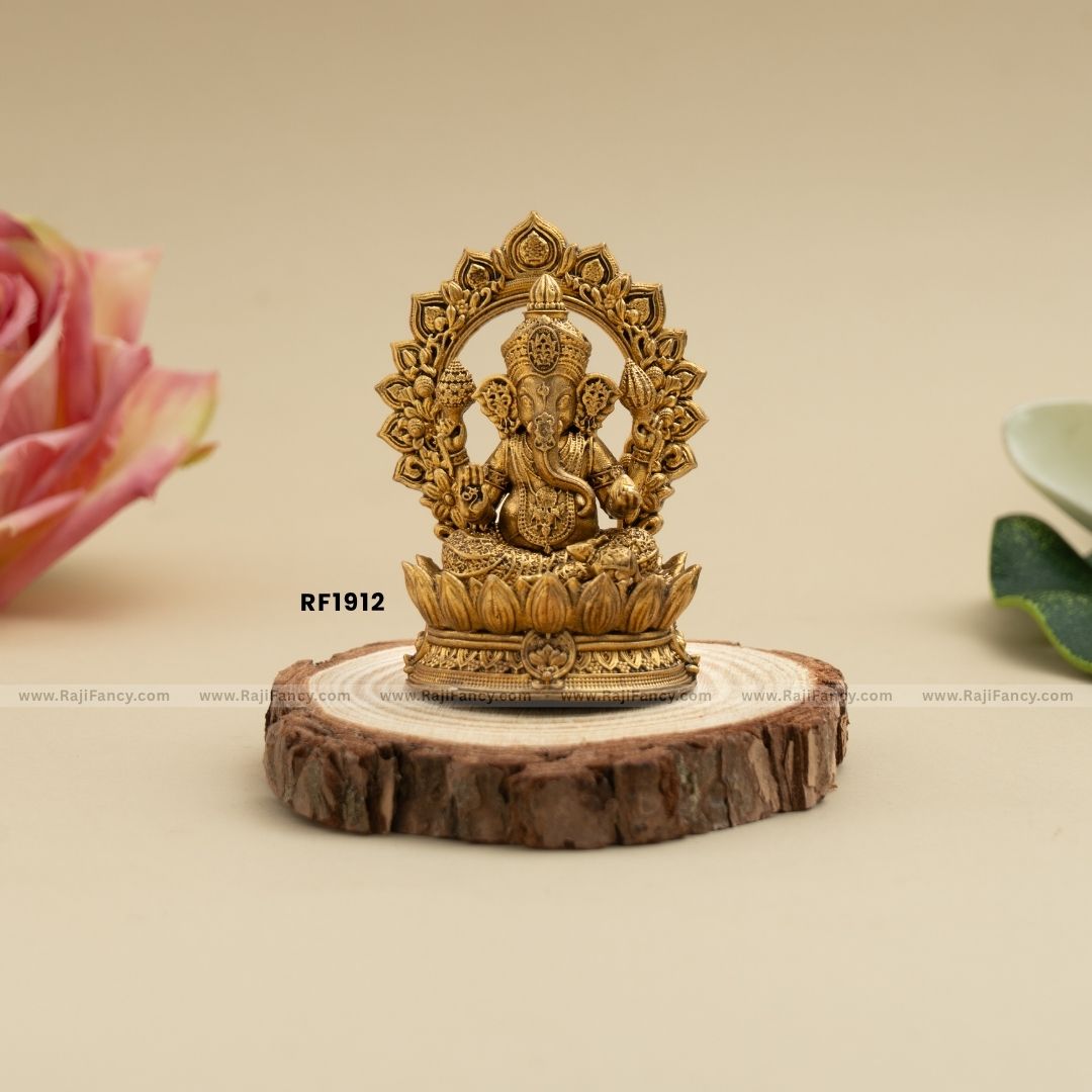 Divine Ganesh Idol RF1912