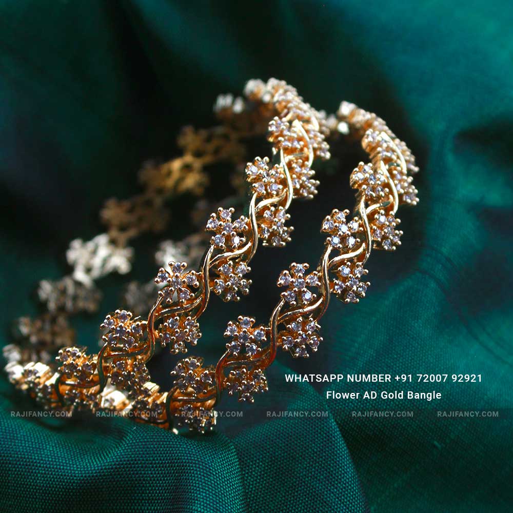 Flower AD Gold Bangle