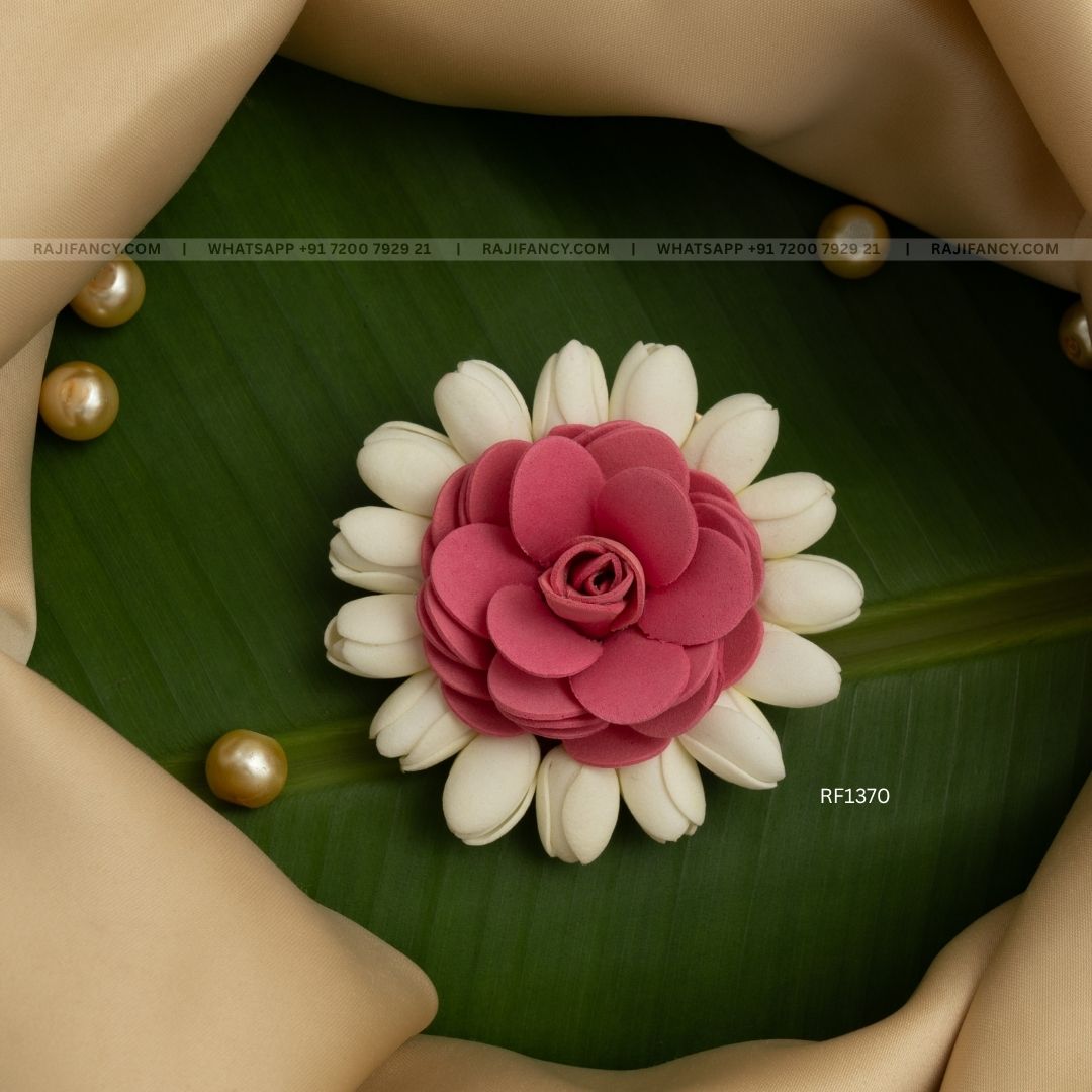 Jasmine Pink Rose Alligator