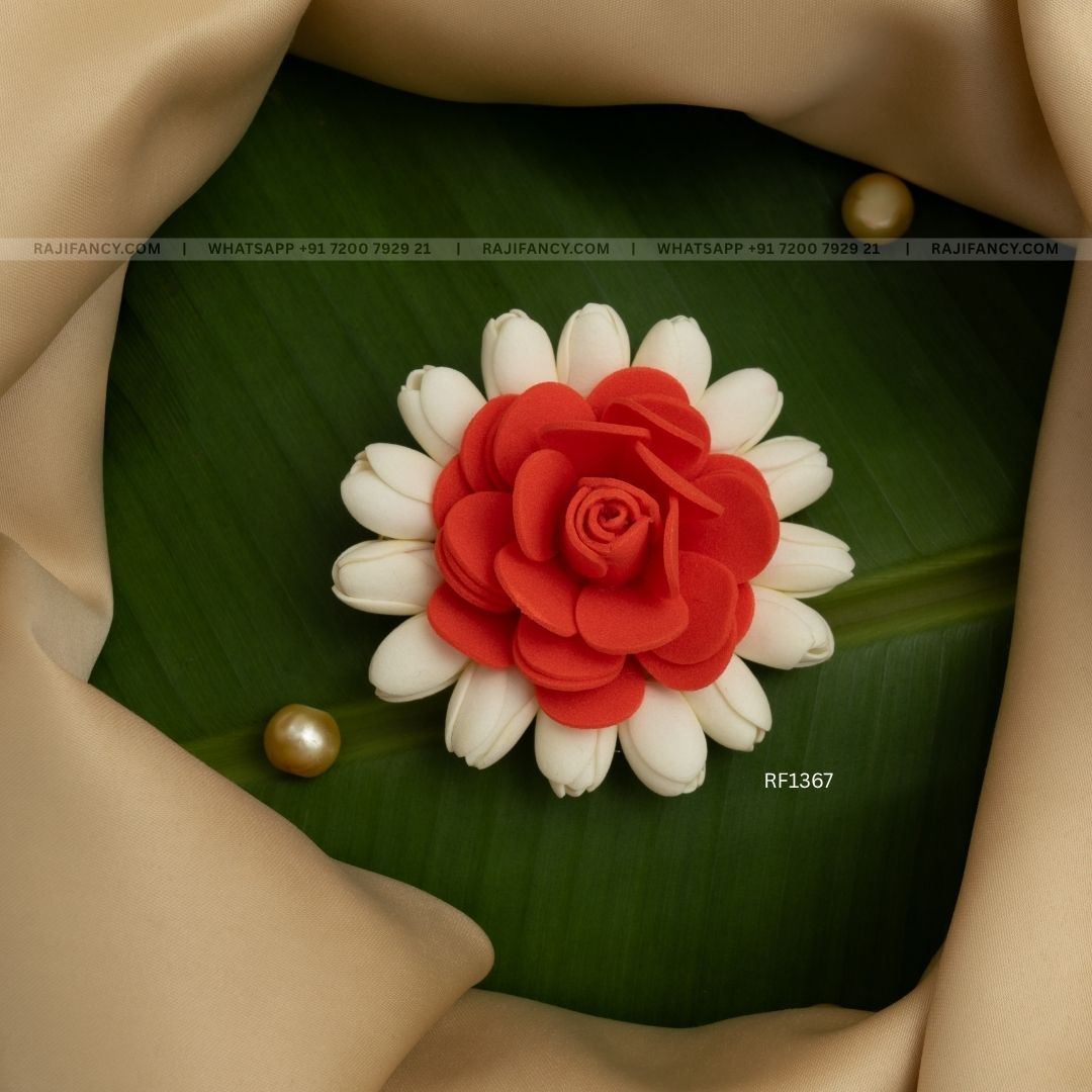 Jasmine Red Rose Alligator