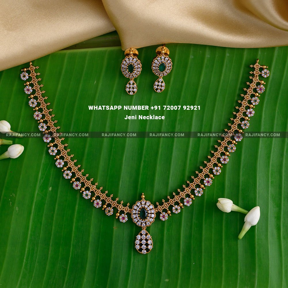 Jeni Necklace