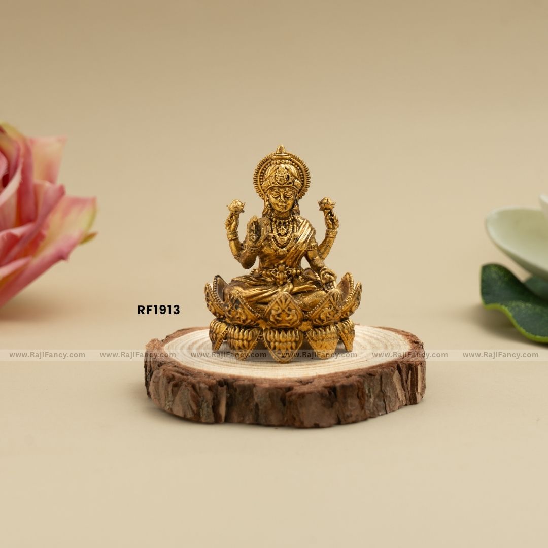 Lotus Lakshmi Idol RF1913