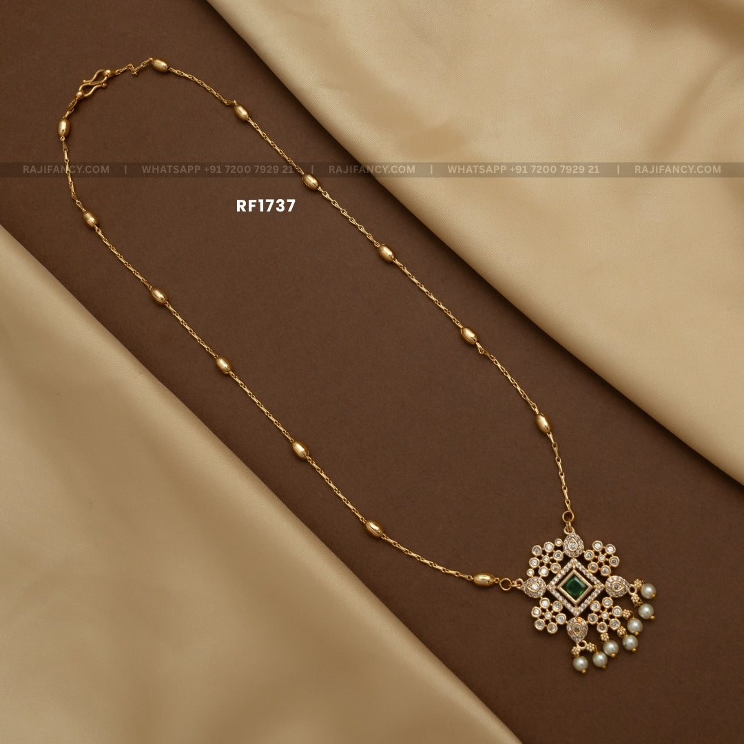 Lumina Pearl Chain RF1737