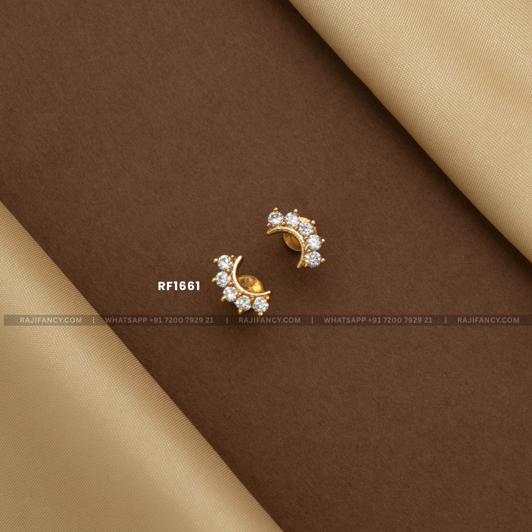 LuxeNila Stud