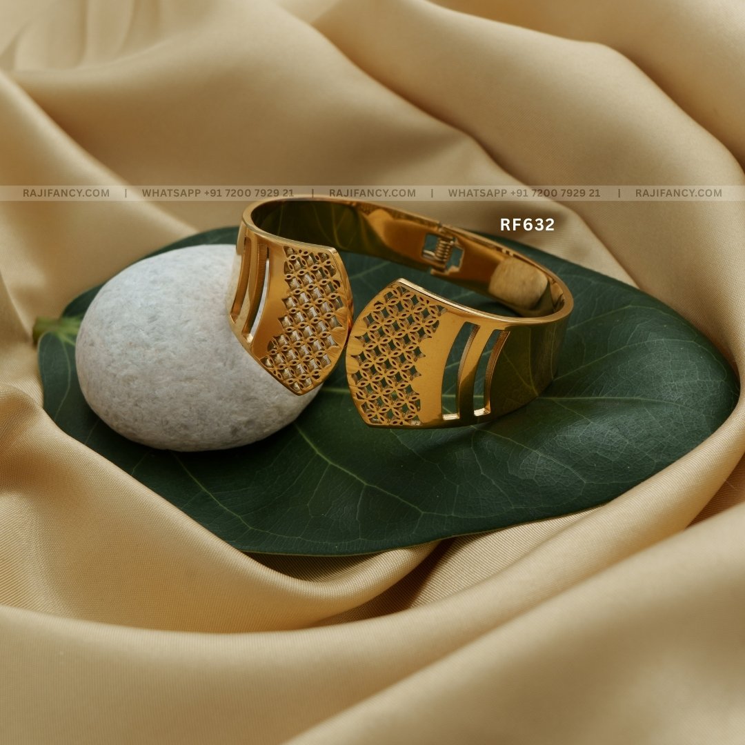 Luxury Golden Bracelet