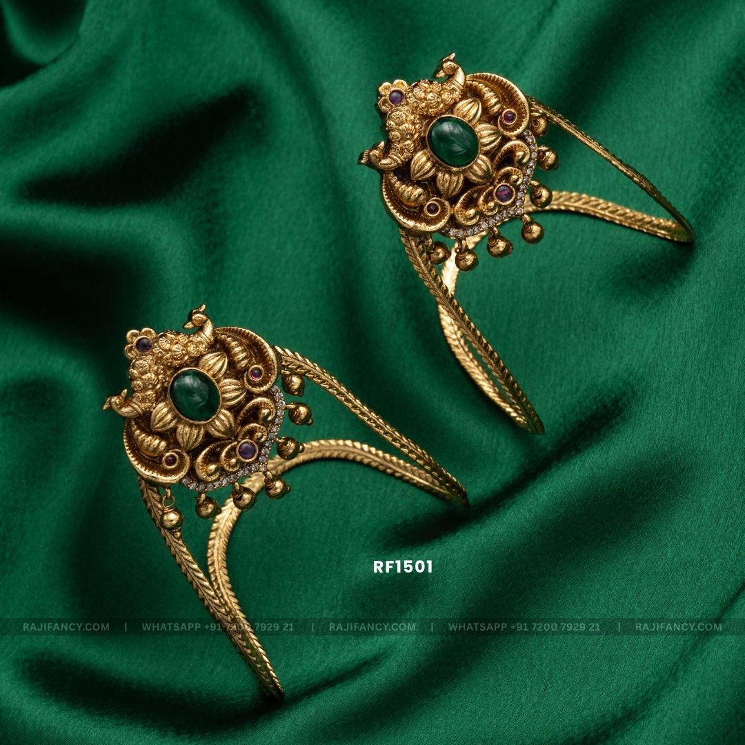 Marakata Antique Vanki