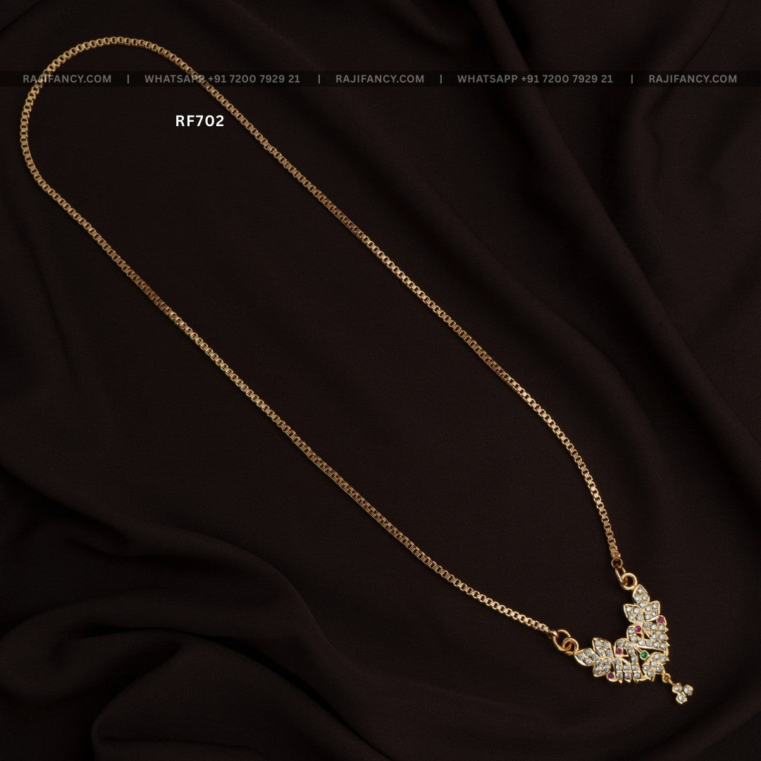 Medhasvi White Chain