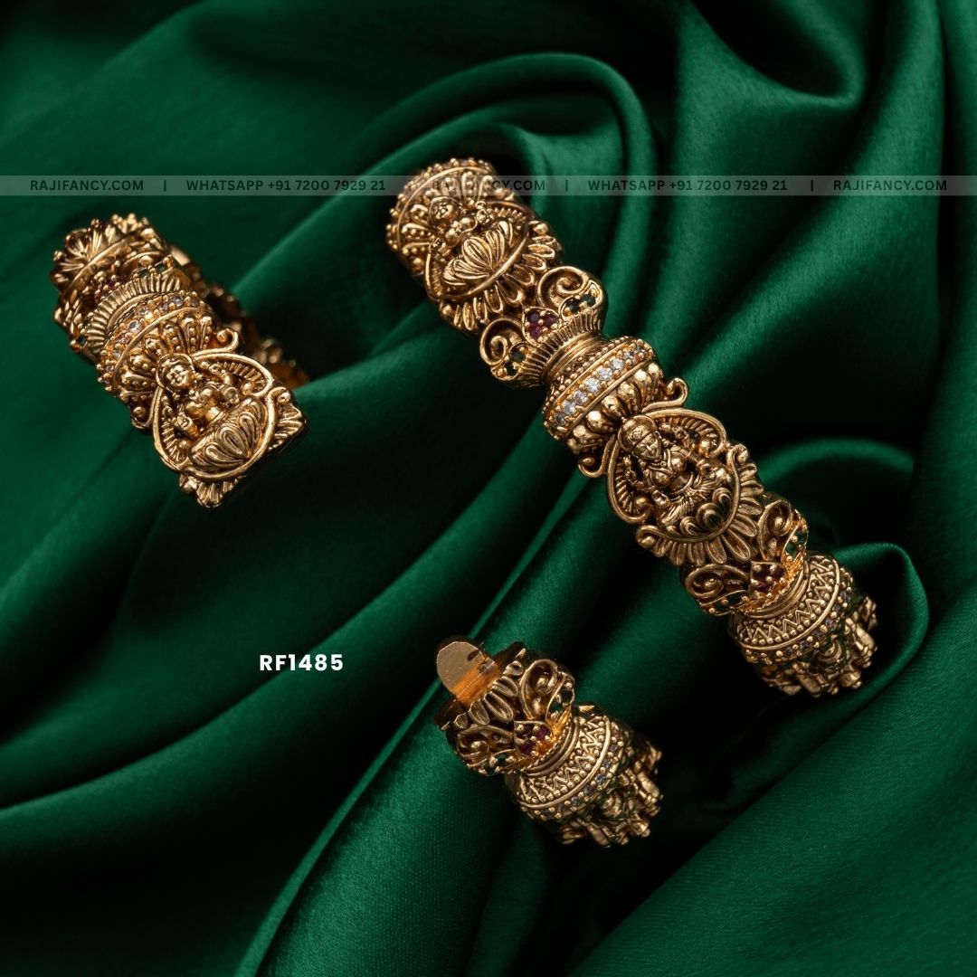 Nakshi Lakshmi Bangle