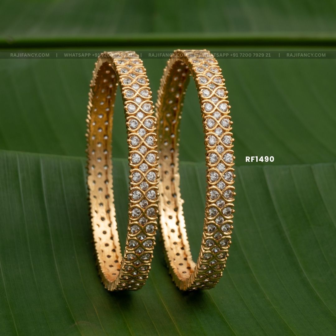 Netra white Bangle