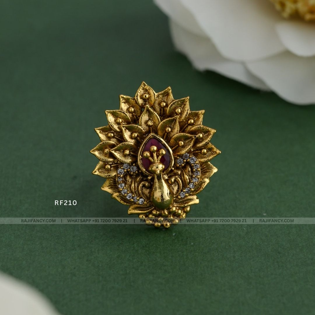 Peacock Ring
