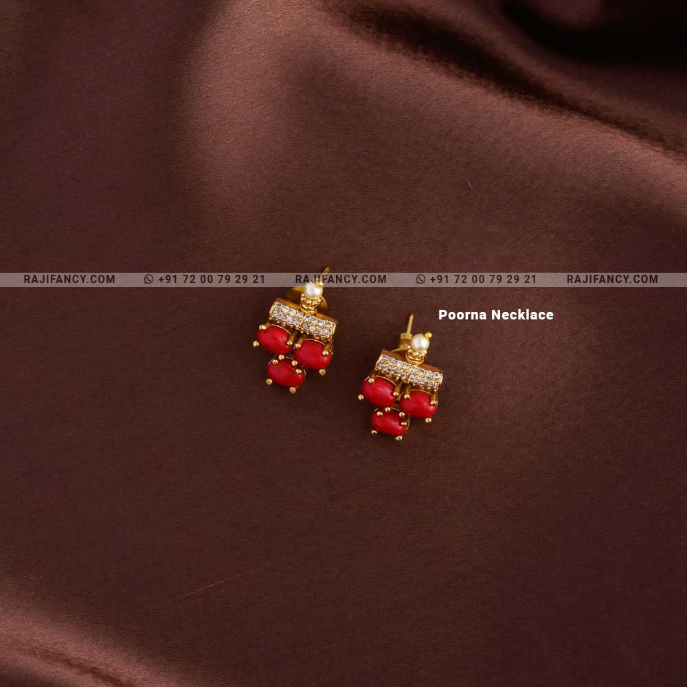 Poorna Necklace