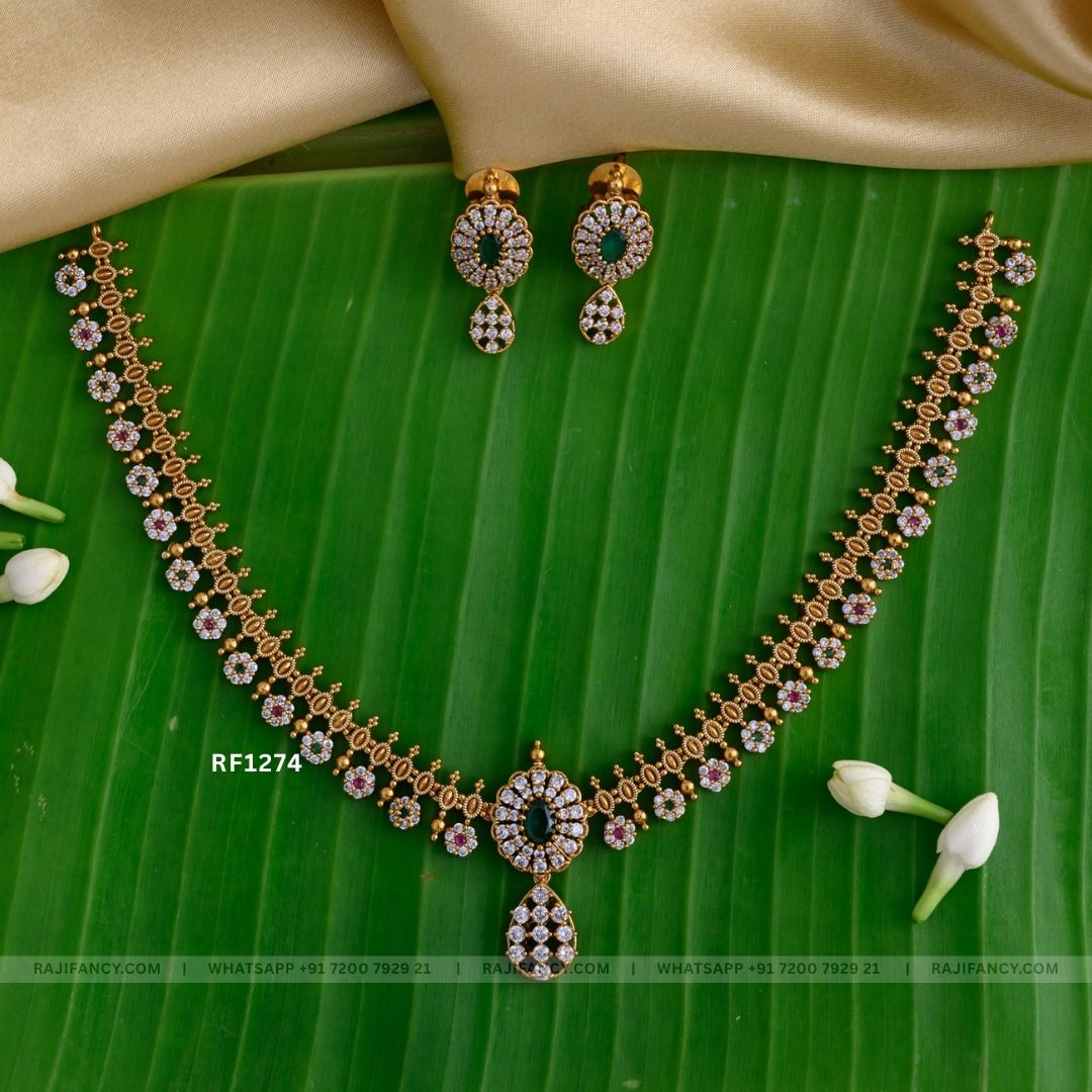 Jeni Necklace
