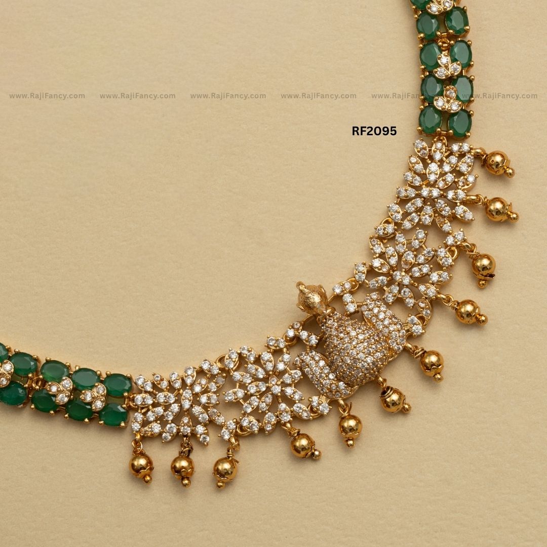 Royal Peacock Heritage Set RF2095