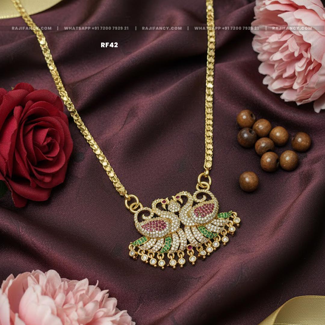 Dual Swan Stone Chain