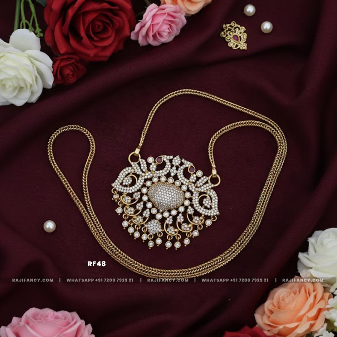 Peacock Stone Dollar Chain