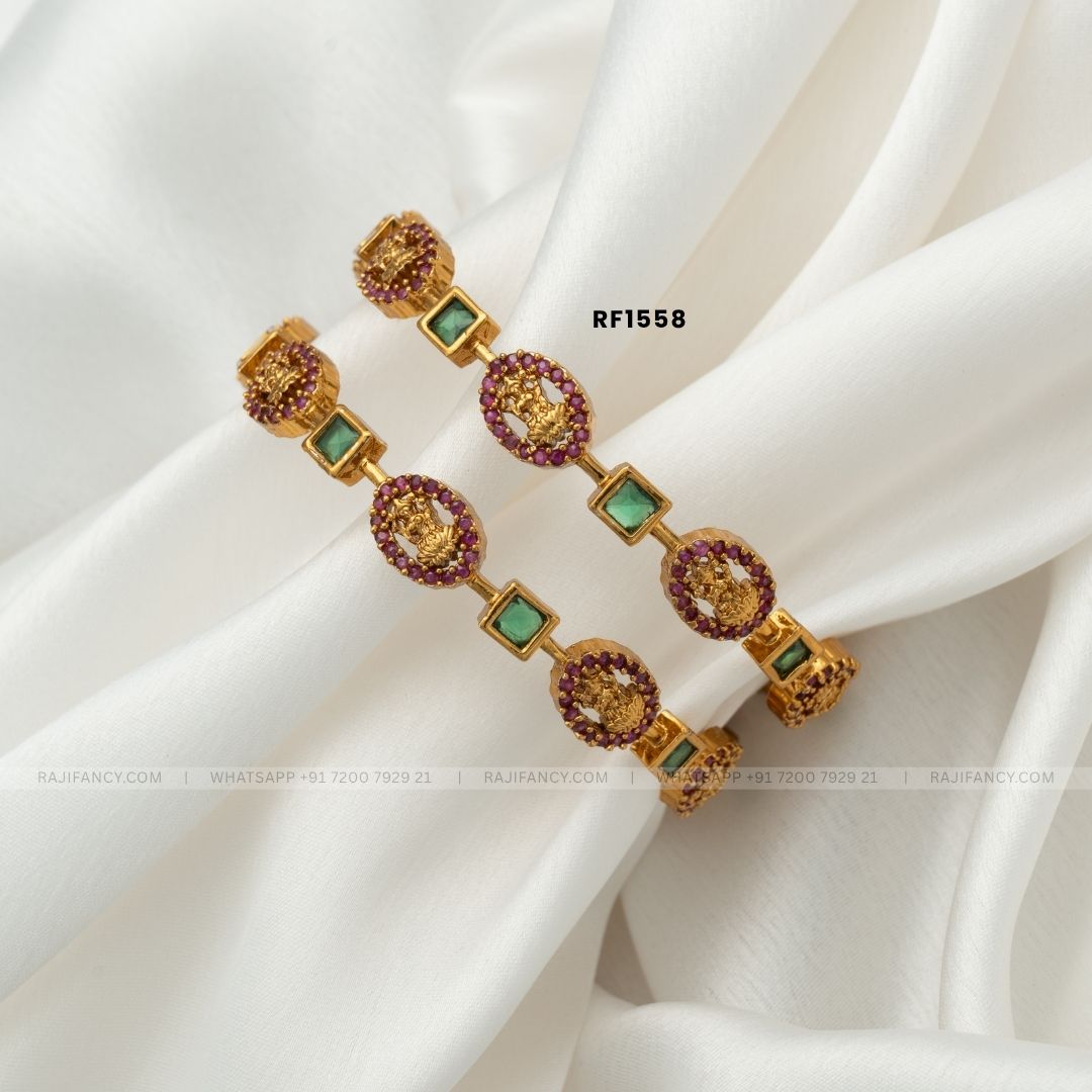 Samskruti Divine Bangle