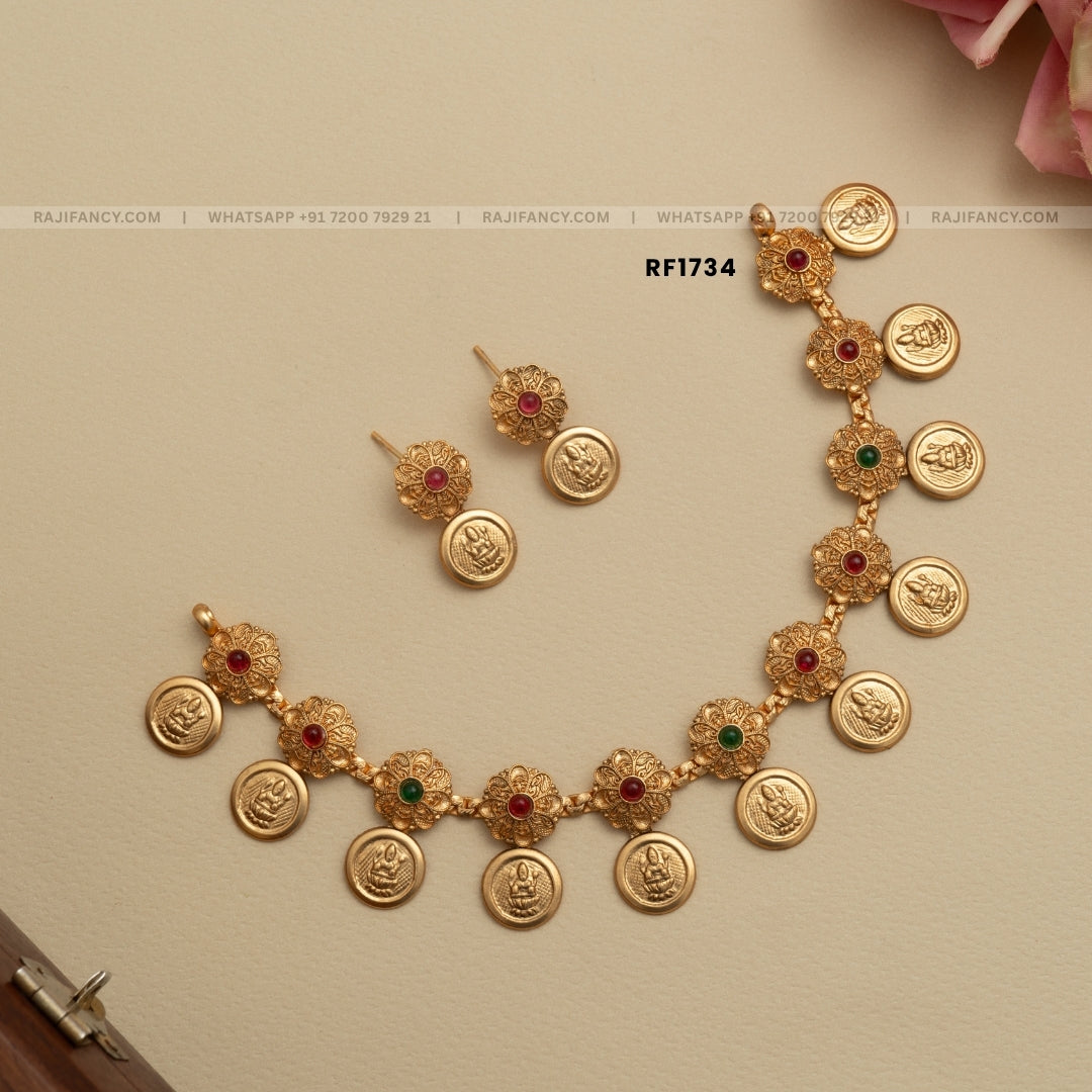 Srinika Neck Wear RF1734