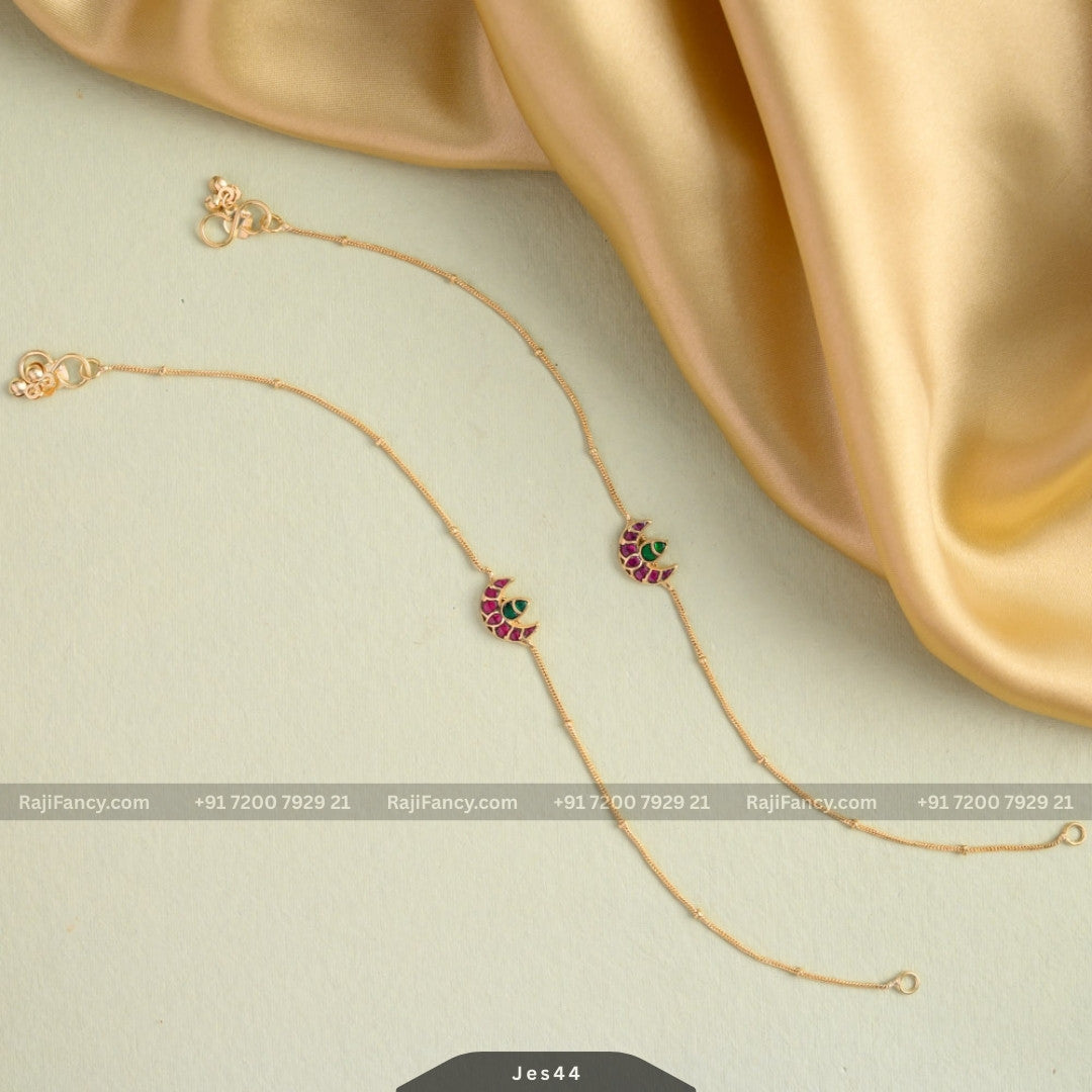 Dhriti Anklet