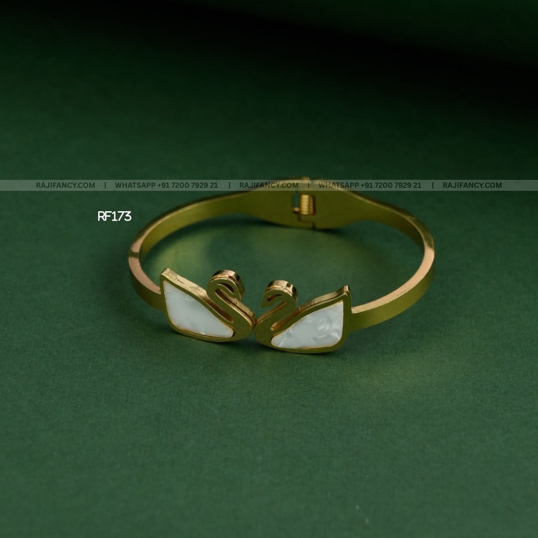 Twin Swan (Baby Size)