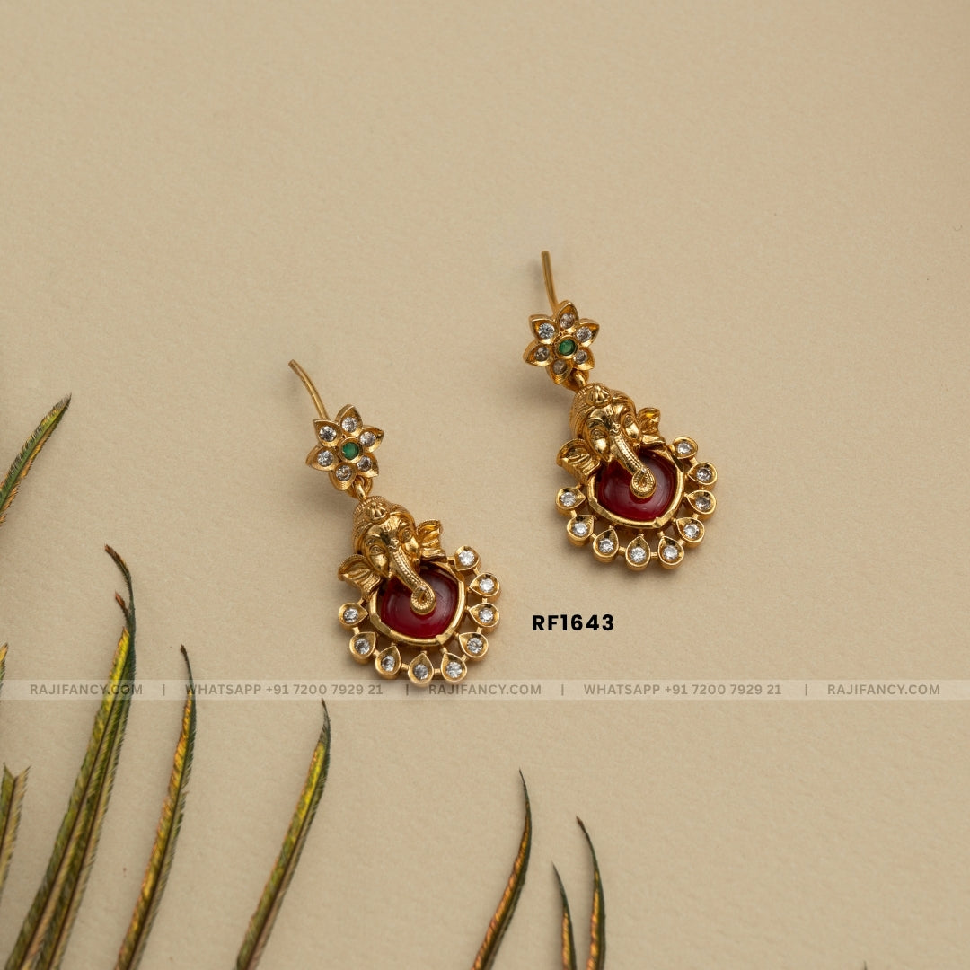 Vinayaka Ruby Necklace