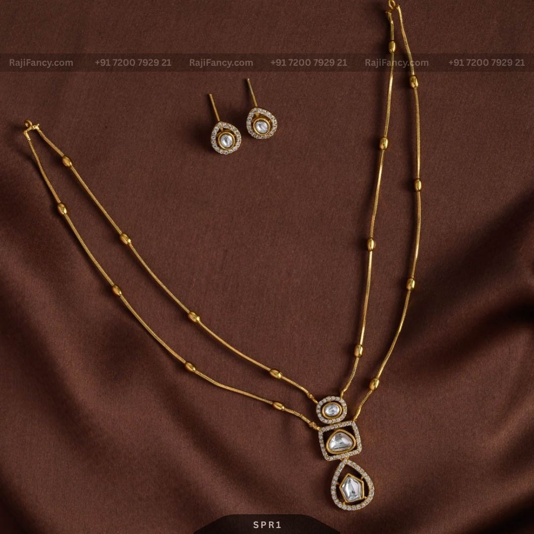 Zyara Necklace Set