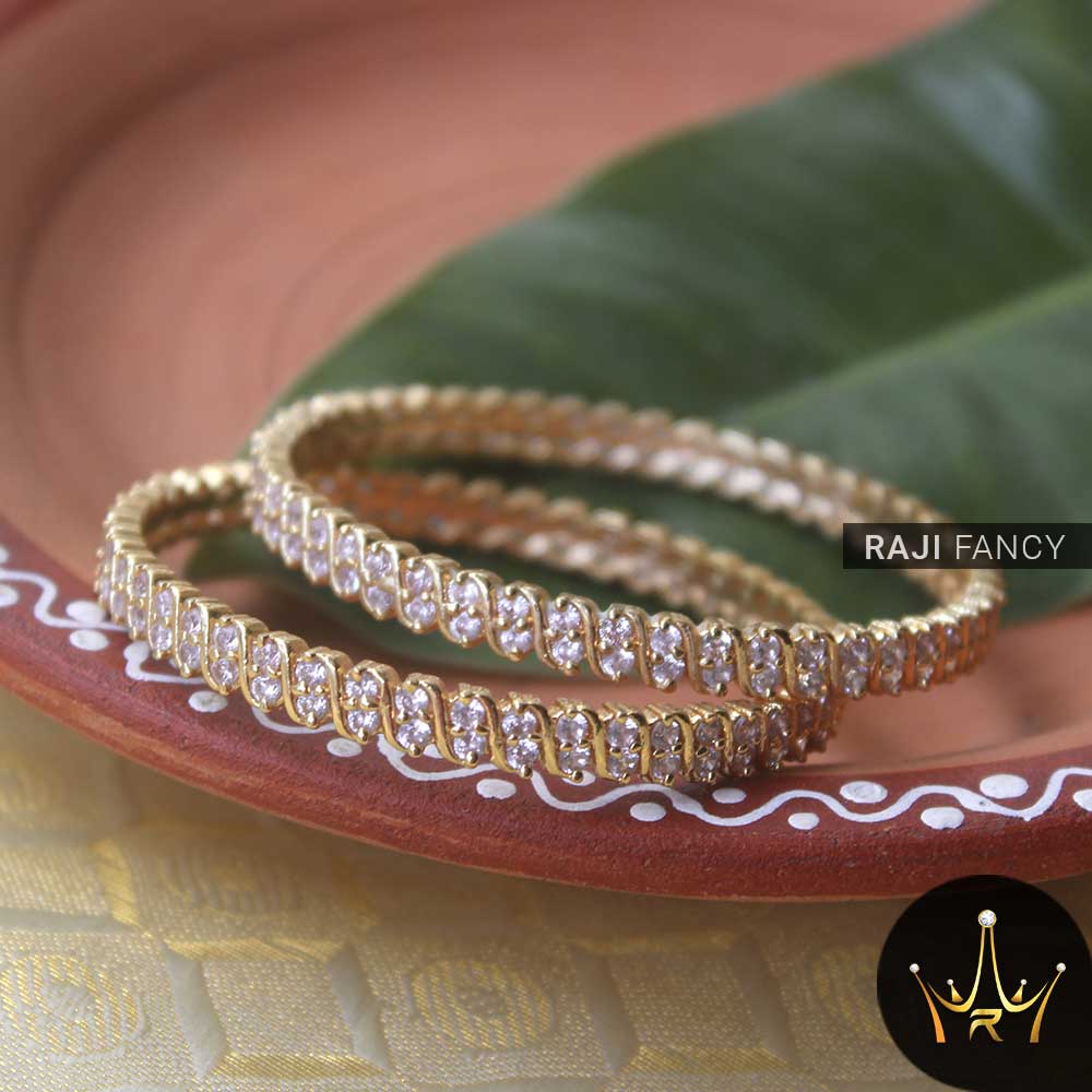 AD Valaivu Bangles