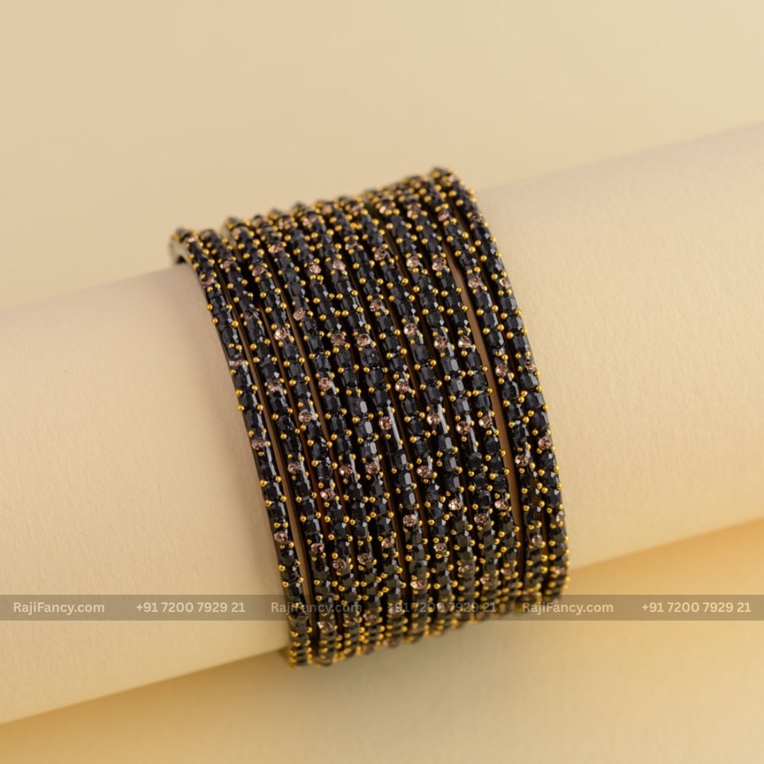 Black Glass Bangle