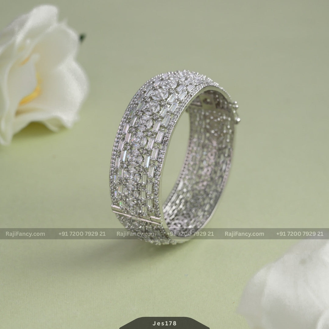 Block Silver Bangle