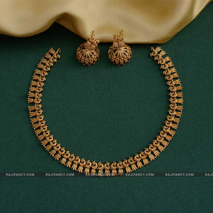 Bunchy Neacklace