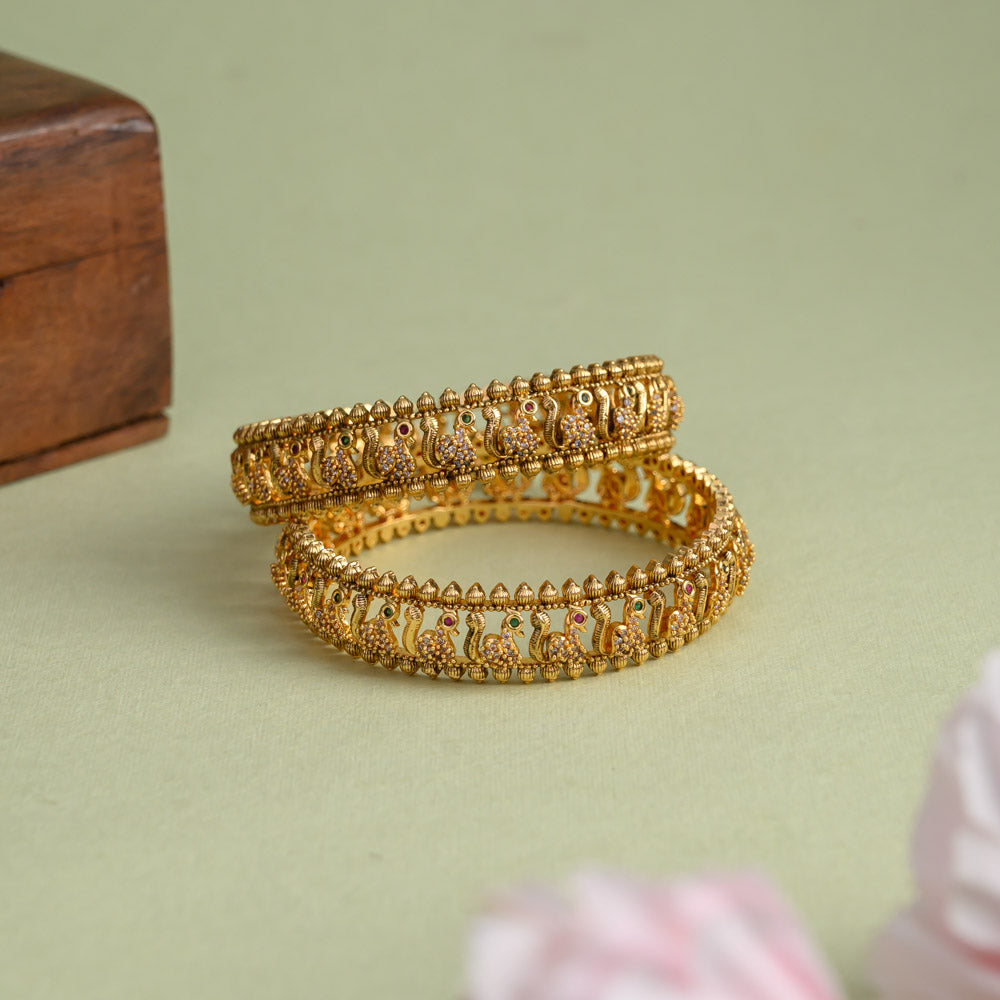 Bunchy Peacock Bangle