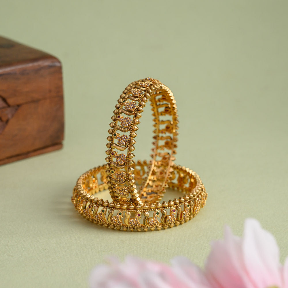 Bunchy Peacock Bangle