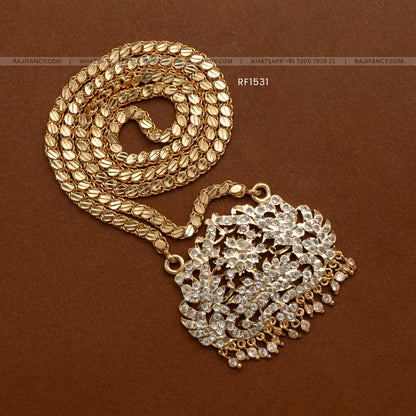Diva Dollar Chain (30 Inches)