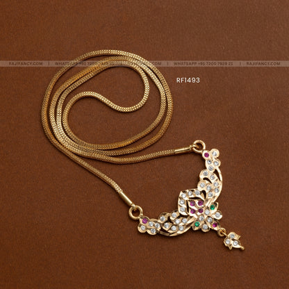 Flora Charm Dollar Chain (30 Inches)