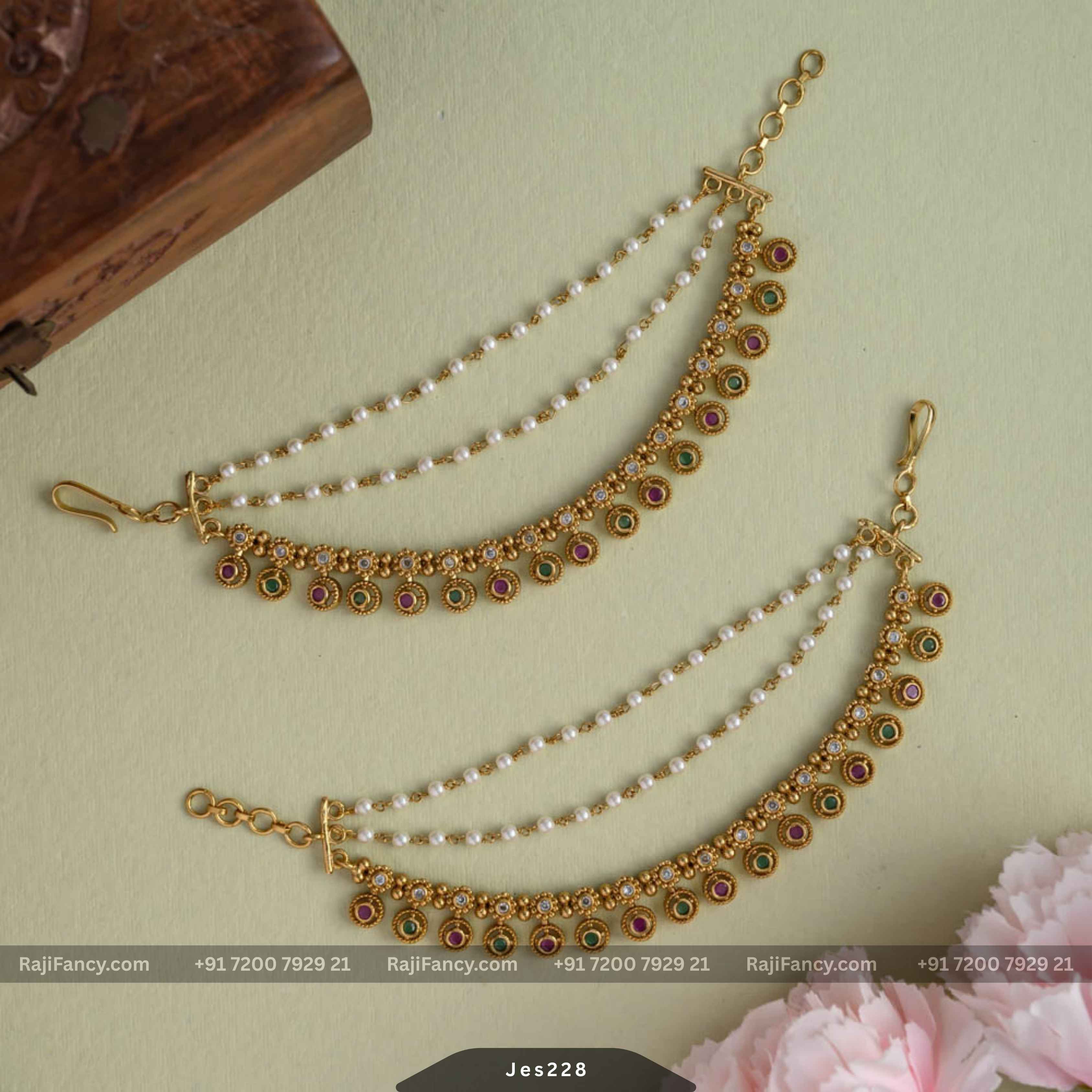 Floral Earchain