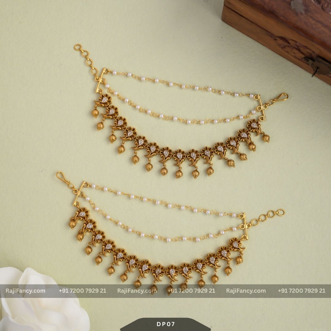 Floral Earchain