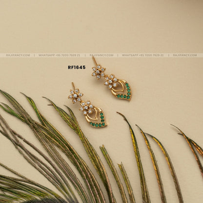 Floral Sparkle Necklace
