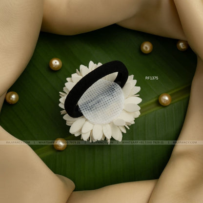 Green Kolam Band