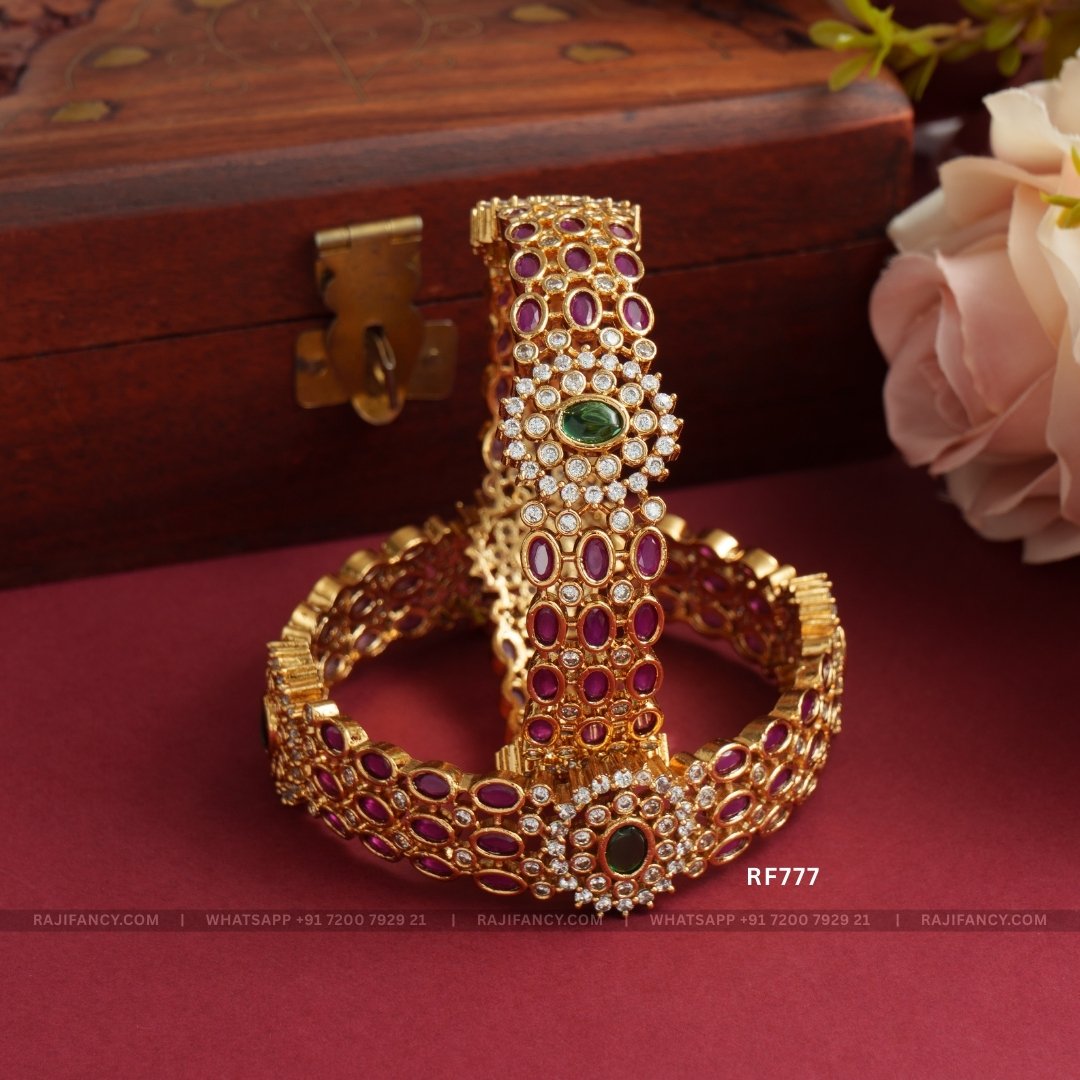Gulabi Bangle