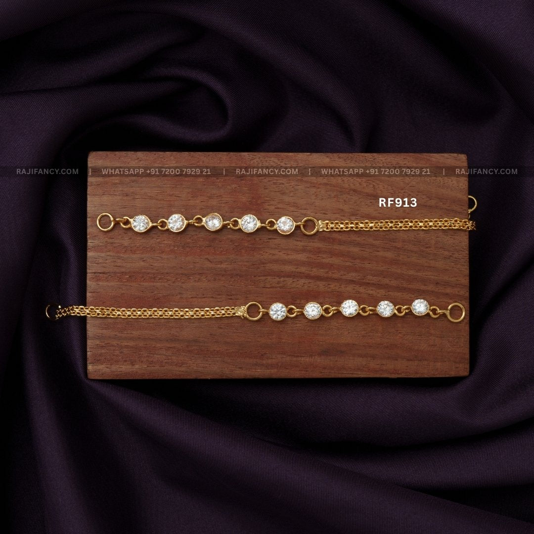 Jadavu White Earchain
