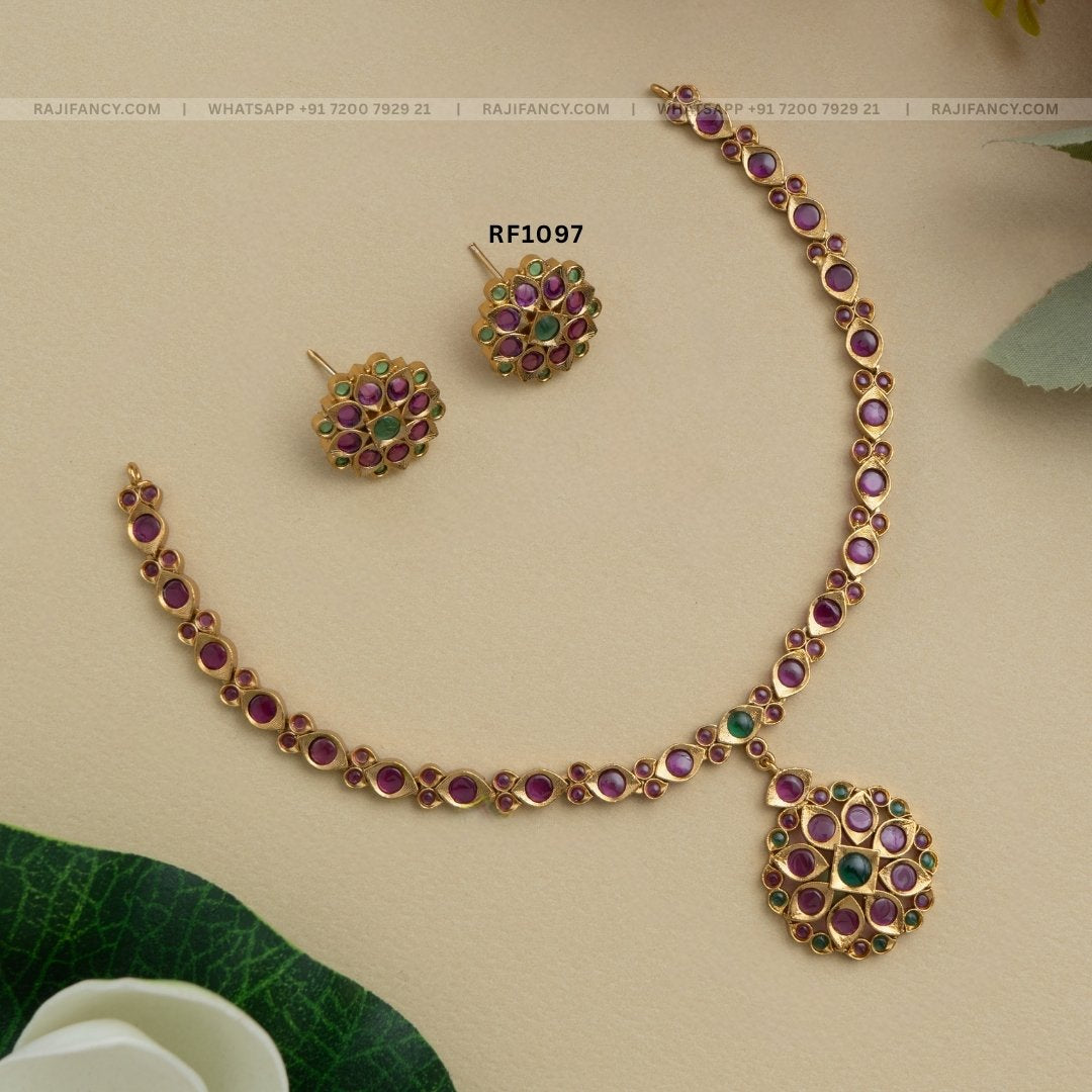 Kemp Stone Necklace