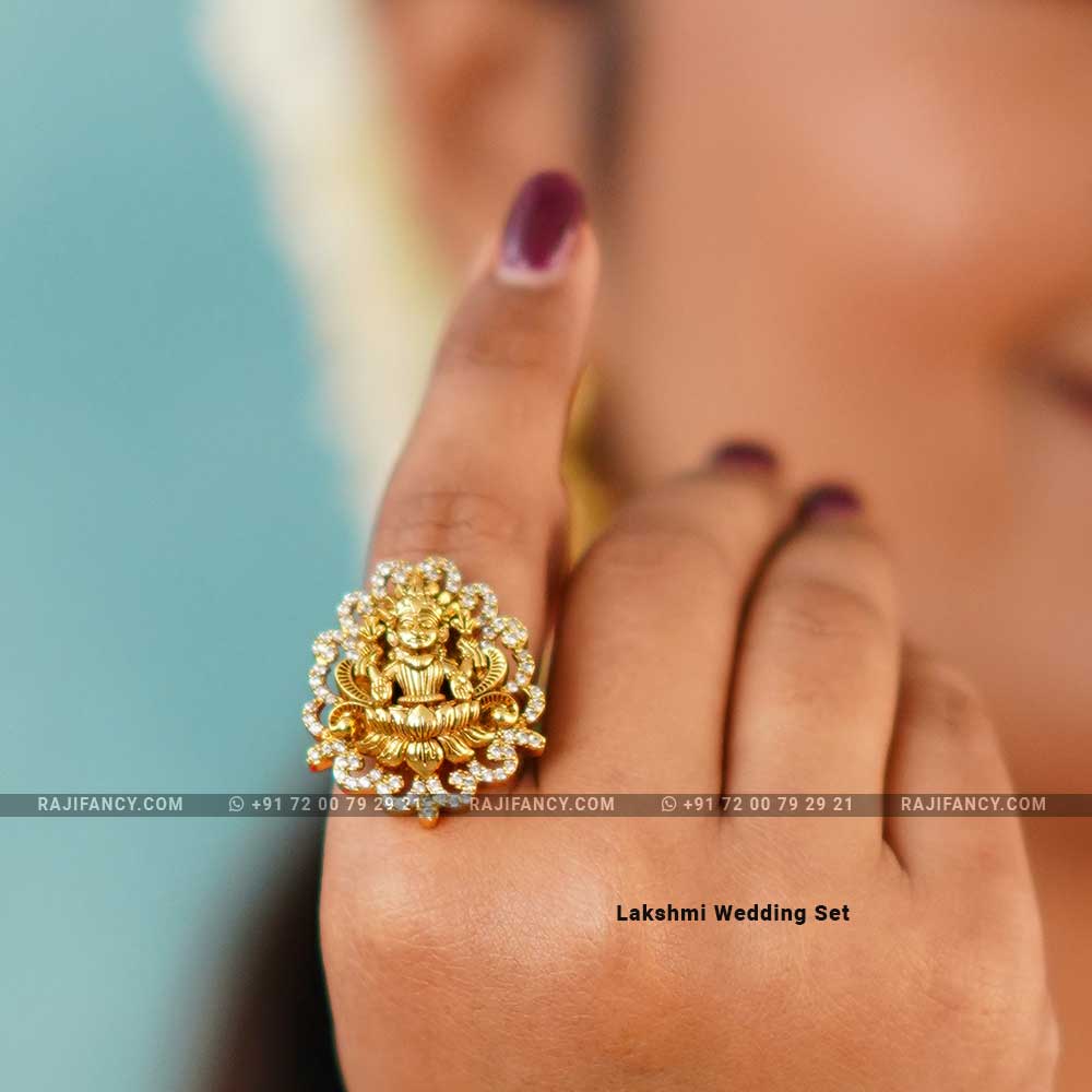 Lakshmi Wedding Set