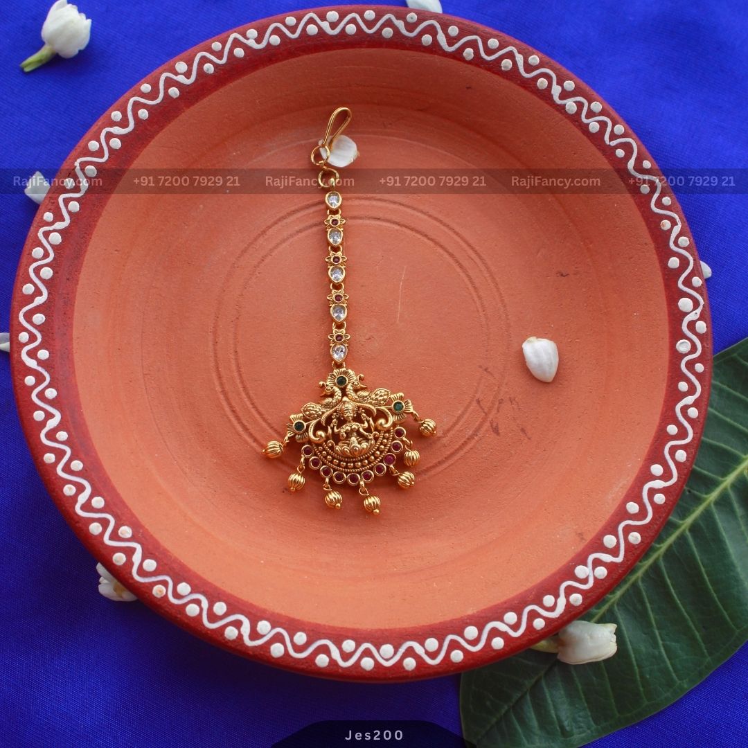 Lakshmi Tharakai