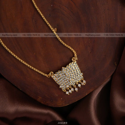 Lotus Dollar Chain