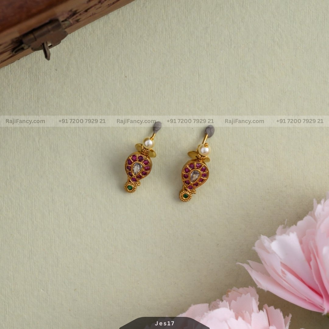Manga necklace
