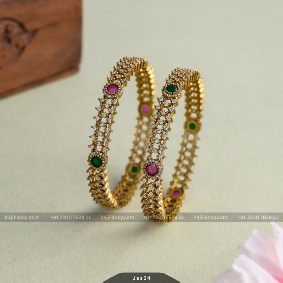 Mehandi polish bangle