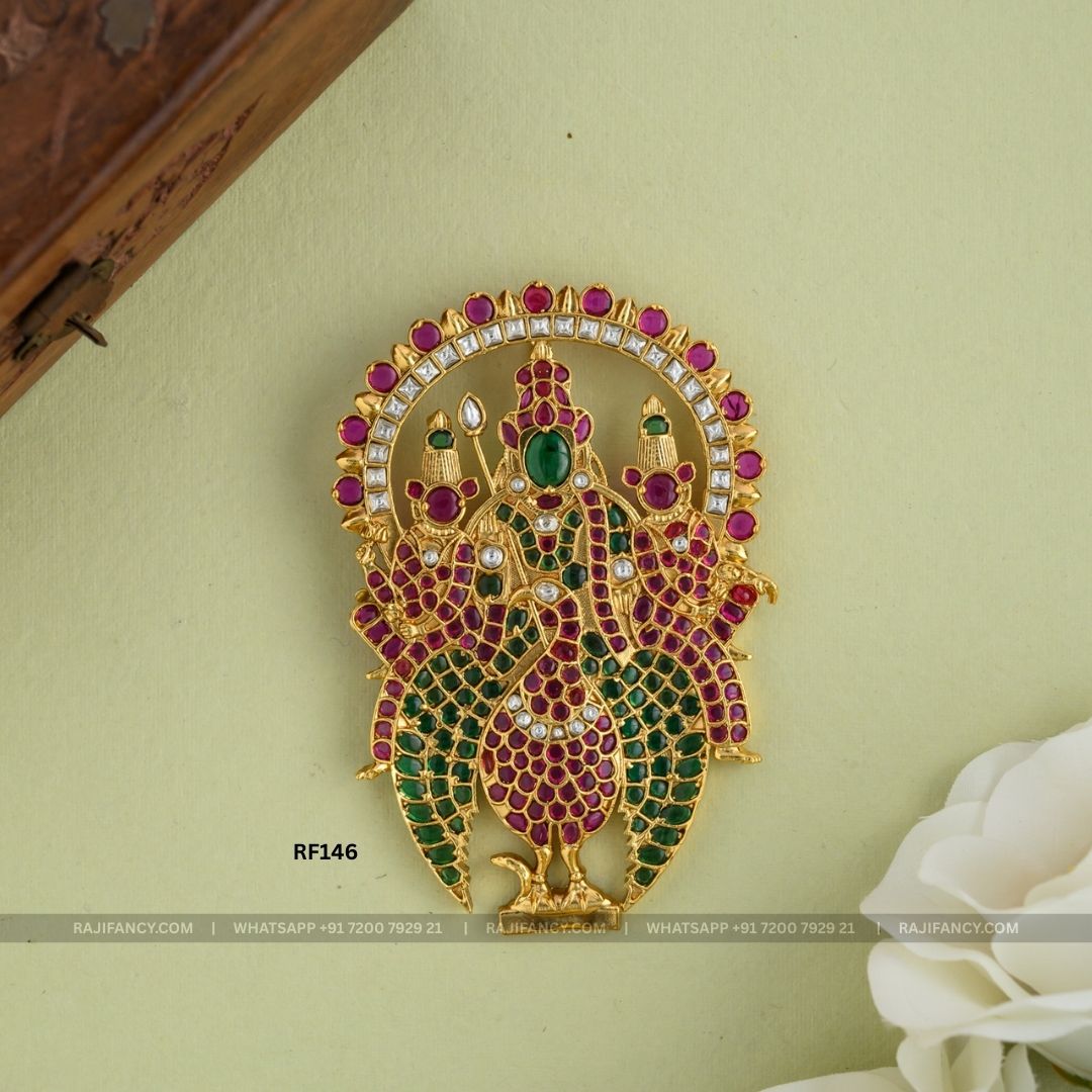 Murugan With Valli Deivanai