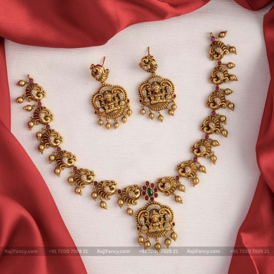 Nagasni Necklace