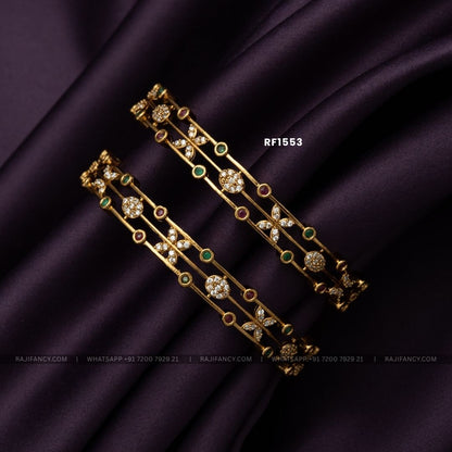 Nila Sleek Floral Bangle