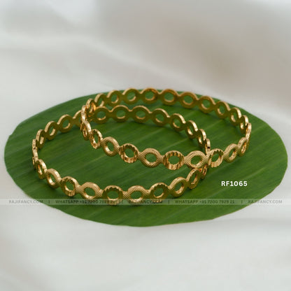 Orbit Bangle
